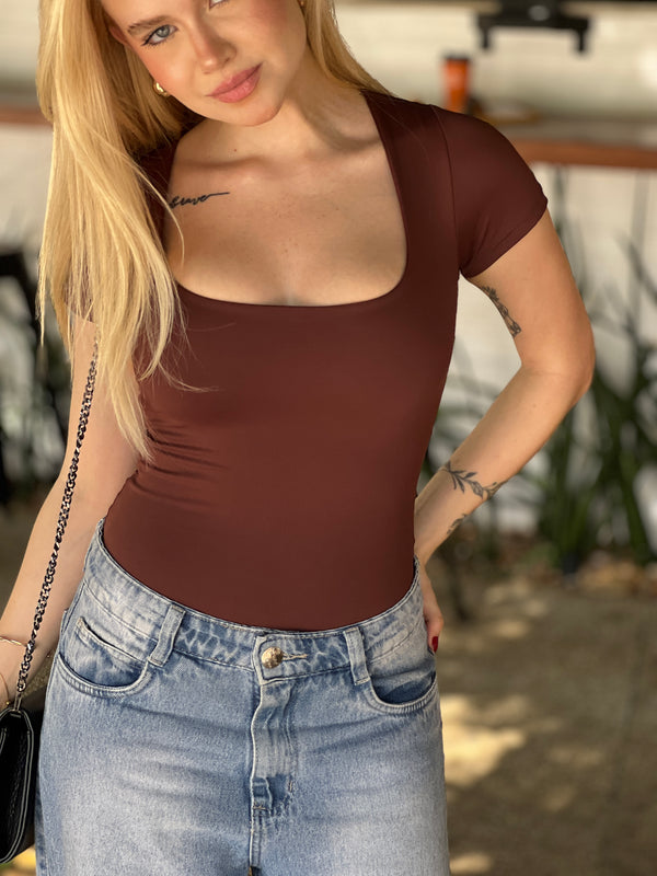 Body Cecilia